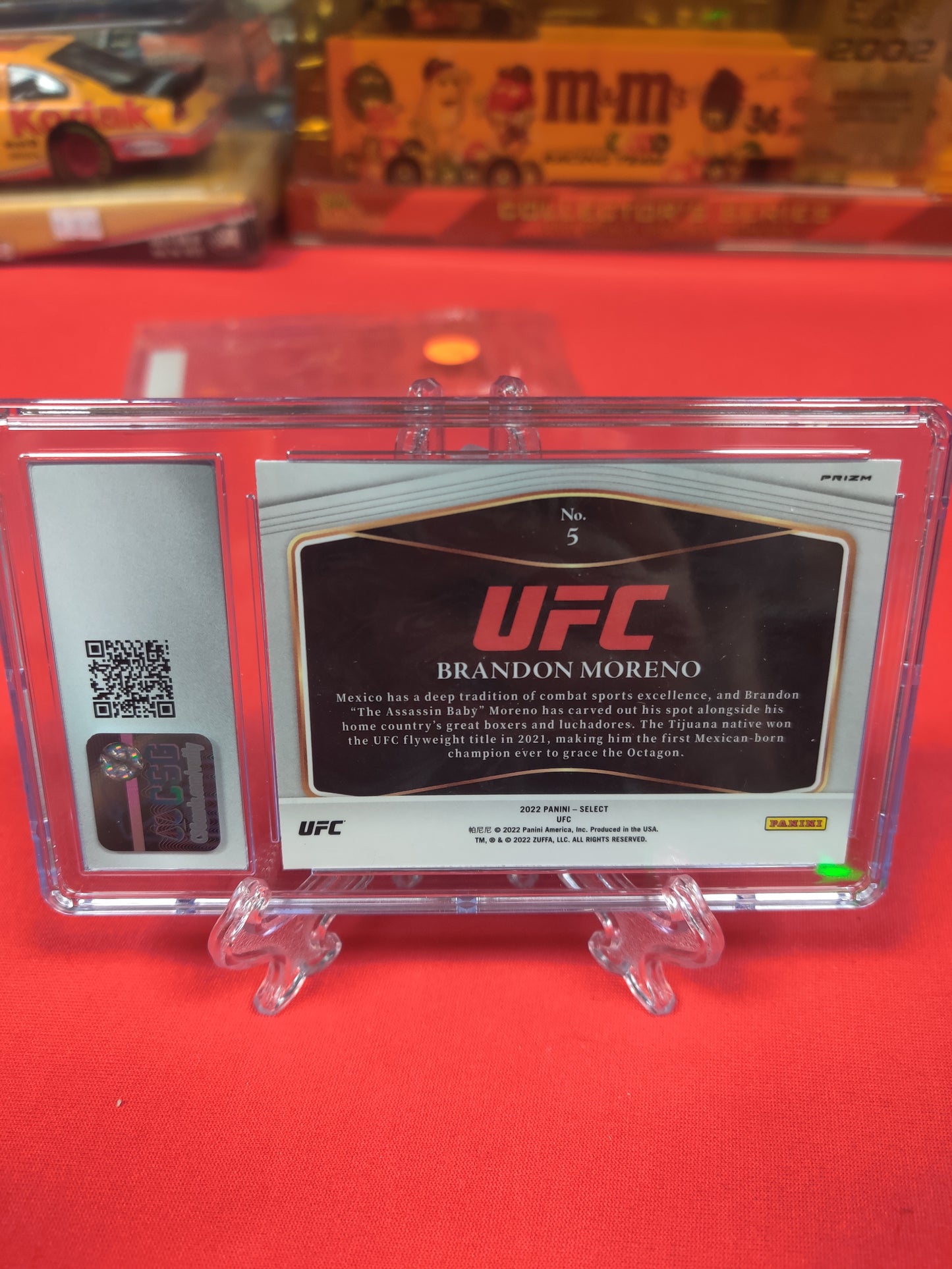 2022 Panini Select UFC Global icons #5 Brandon Moreno