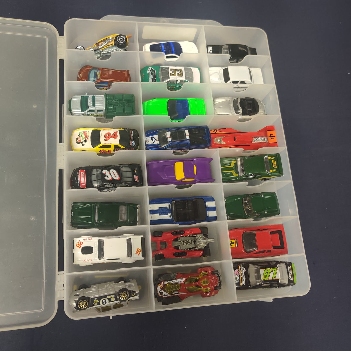 48 PACK FULL OF HOTWHEELS DIECAST CASE