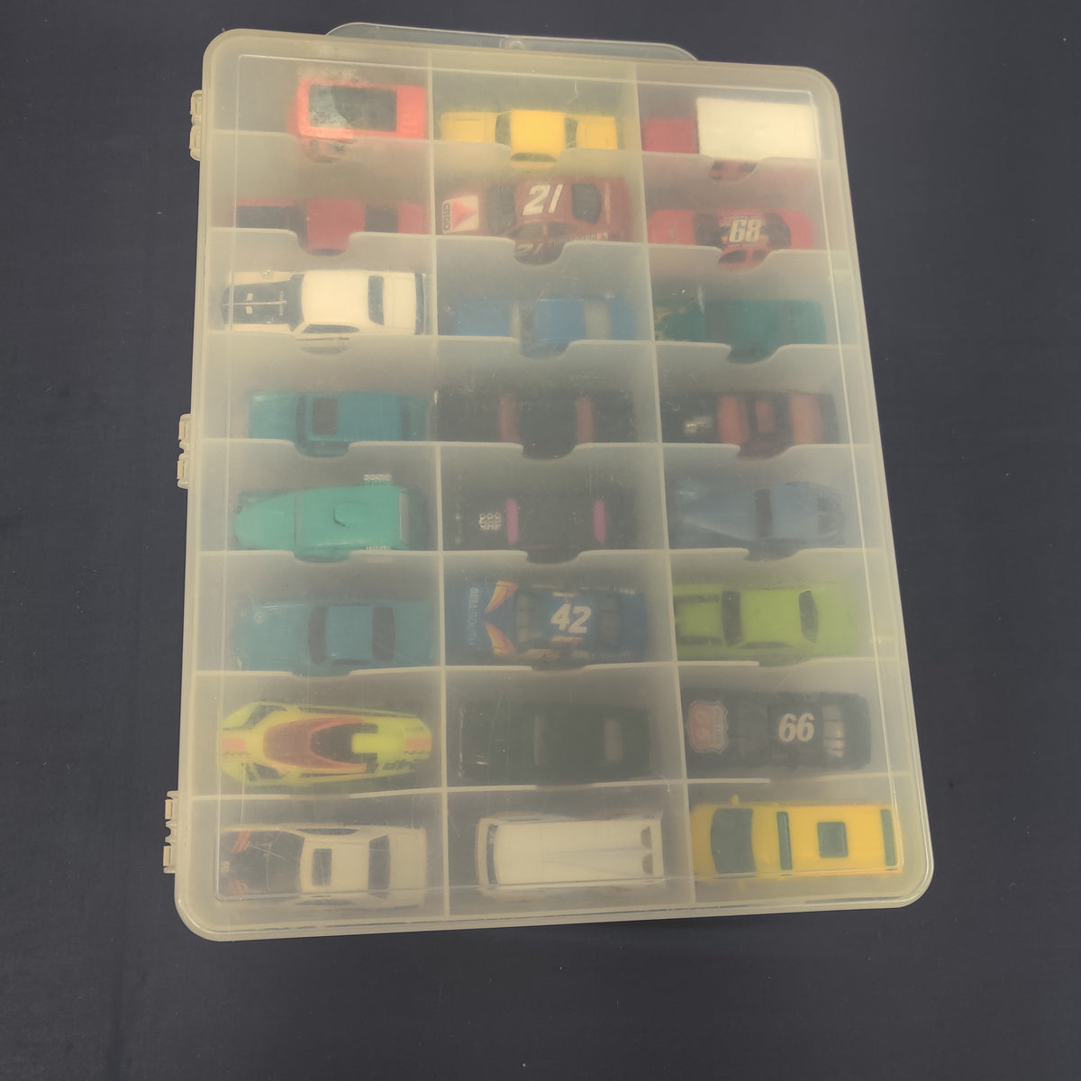 48 PACK FULL OF HOTWHEELS DIECAST CASE