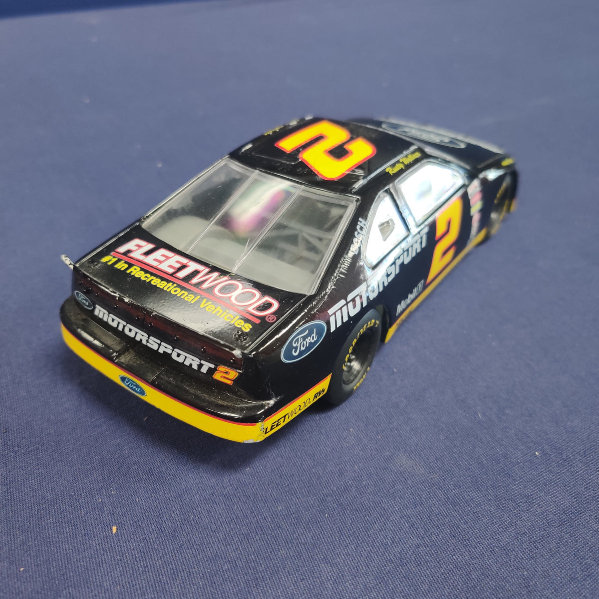 #2 FORD TAURUS MOTORSPORT NASCAR 1:24 SCALE