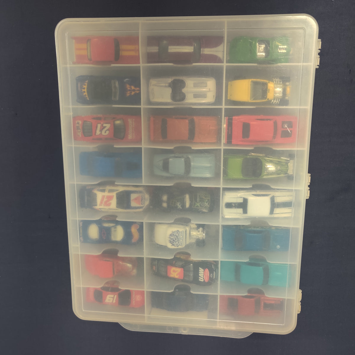 48 PACK FULL OF HOTWHEELS DIECAST CASE