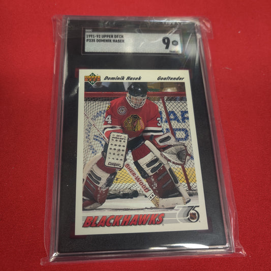 GRADED DOMINIK HASEN BLACKHAWKS HOCKEY CARD