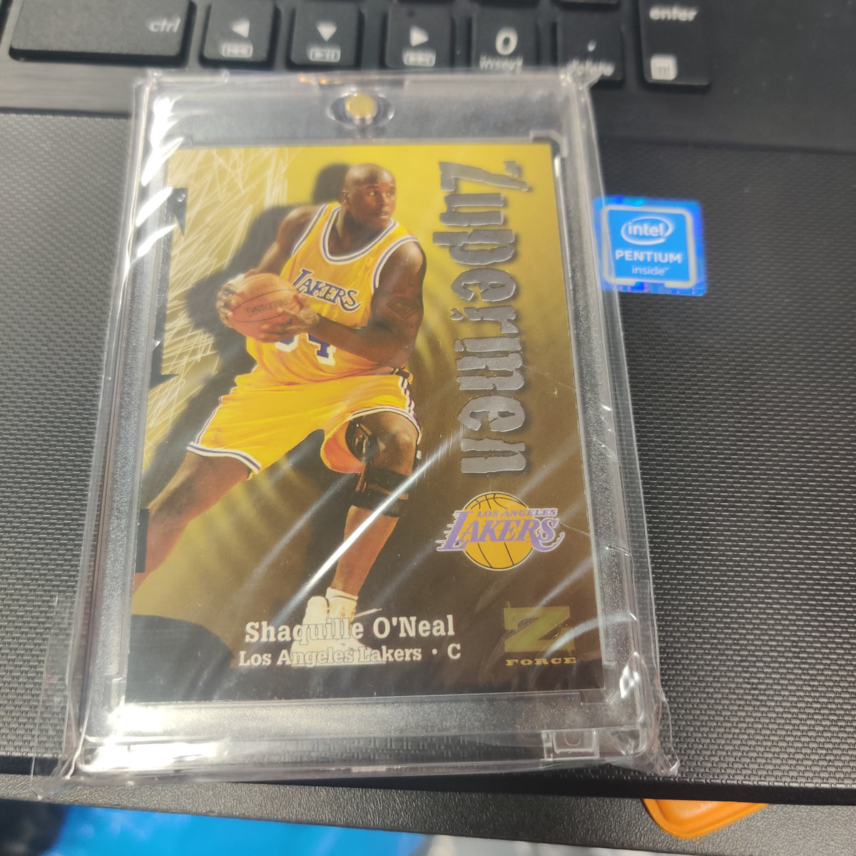 ZUPERMEN LA LAKERS SHAQUILLE O NEAL Z FORCE BASKETBALL CARD
