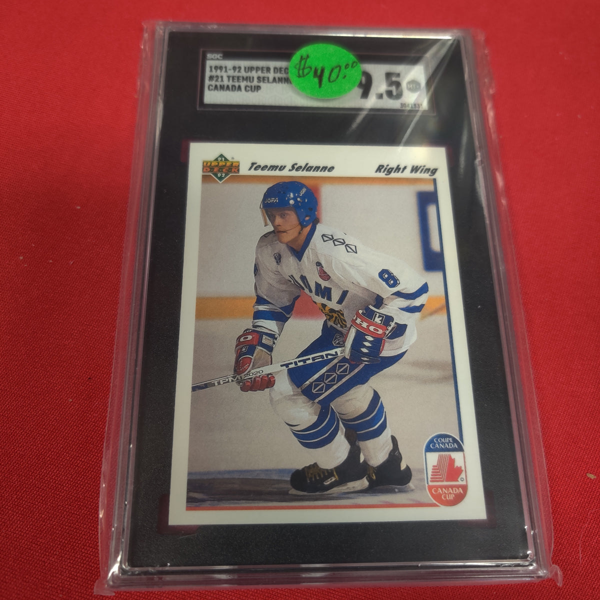 GRADED TEEMU SELANNE CANADA CUP HOCKEY CARD